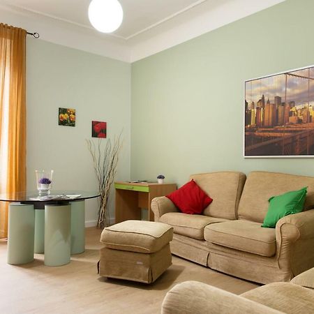 Beautiful Apartment In San Giovanni Close To Colosseo 罗马 外观 照片